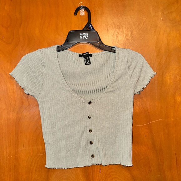Light Sage Green Ribbed Button-Front Crop Top - Picture 1 of 1